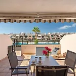 Apartment Geranios *