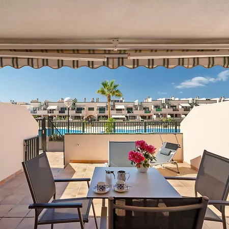 Apartment Geranios *